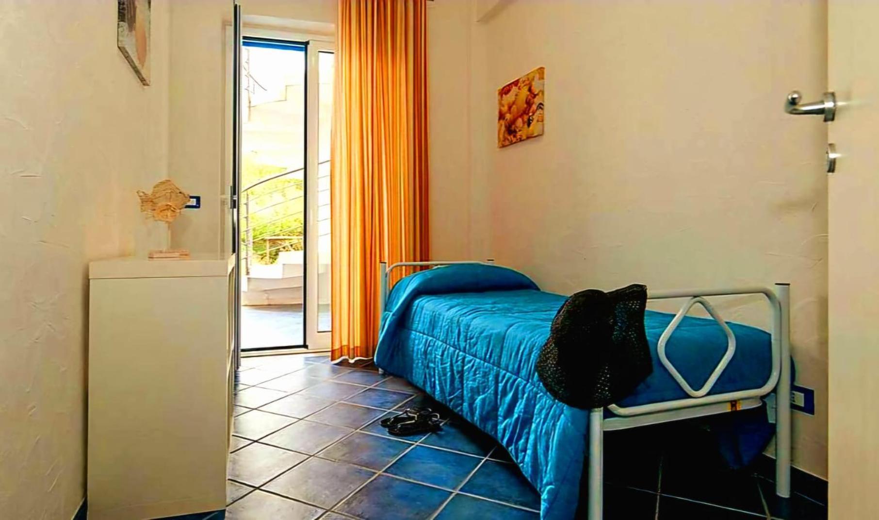 Magico Appartamenti Scafa - Marina Capo dʼOrlando المظهر الخارجي الصورة