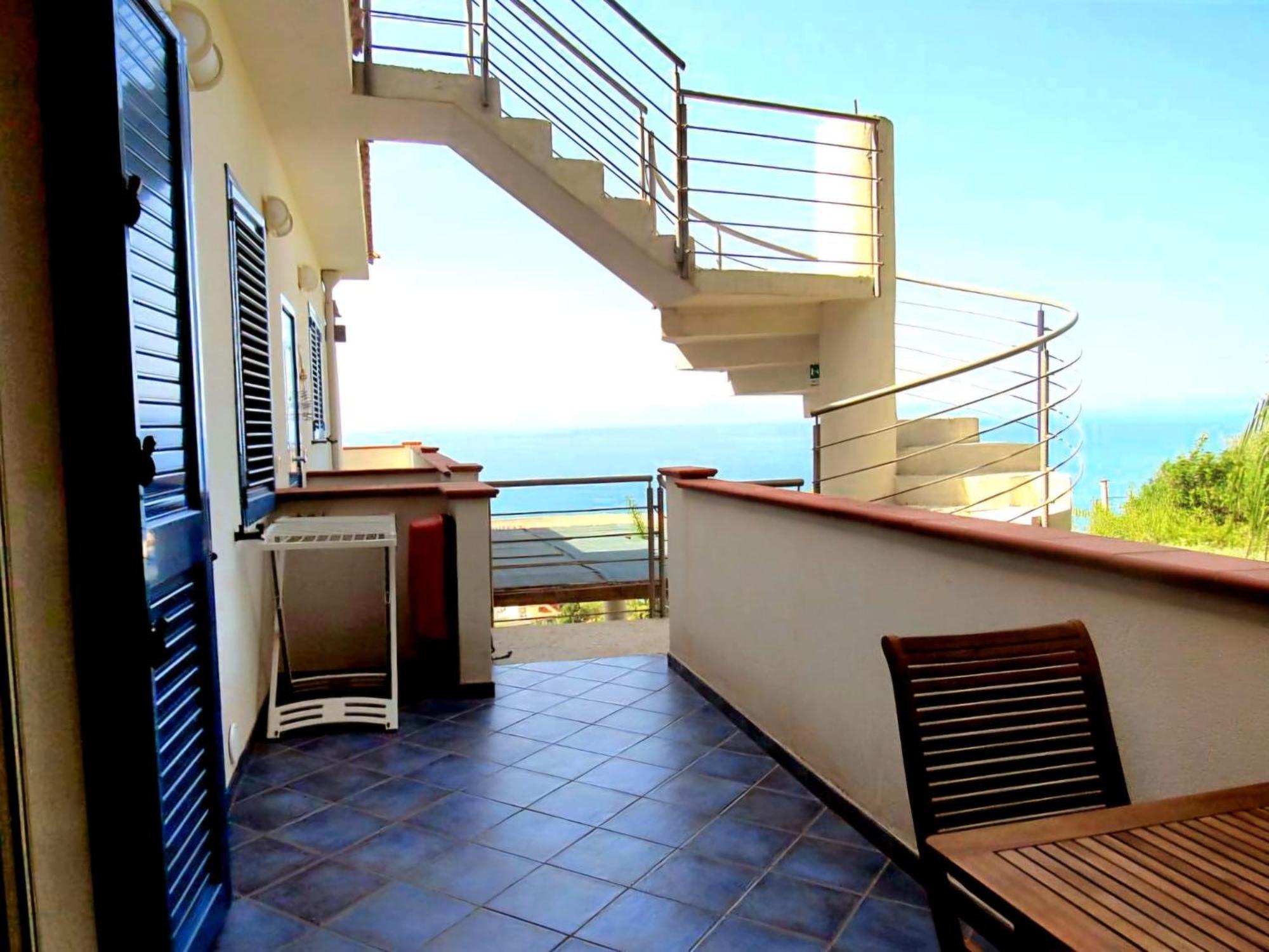 Magico Appartamenti Scafa - Marina Capo dʼOrlando المظهر الخارجي الصورة