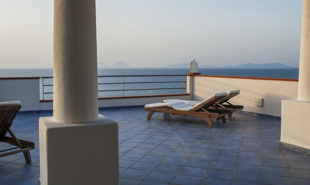 Magico Appartamenti Scafa - Marina Capo dʼOrlando المظهر الخارجي الصورة
